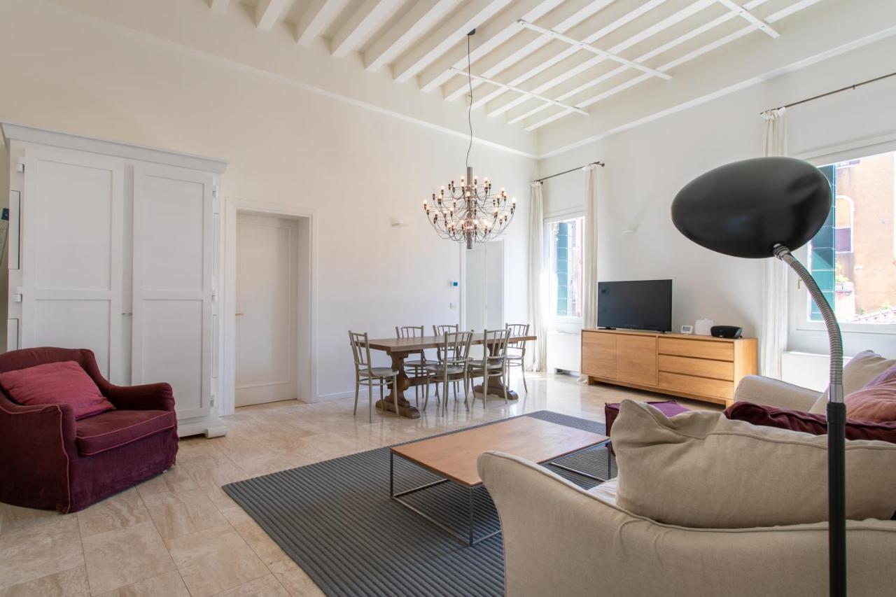 Apartamento Infinite House Guglie Venecia Exterior foto